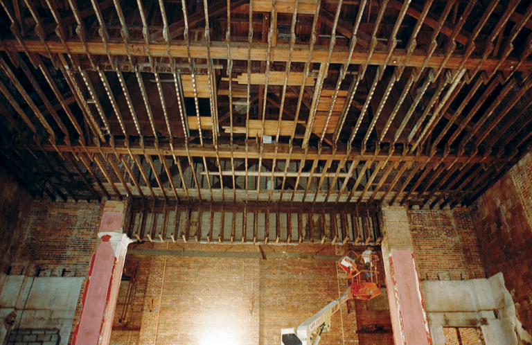 Late 1990s, Original roof structure, which was eventually removed during demolition.